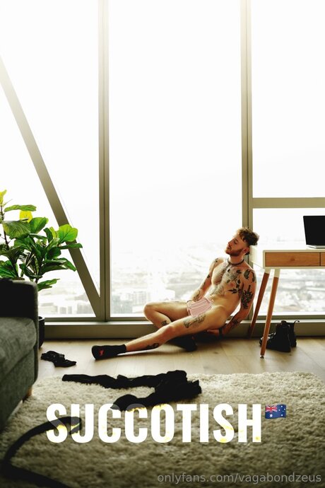 Vagabondzeus star naked photo