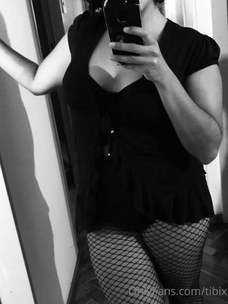 Tibix porn model img