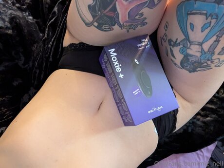 Miz Hell model exclusive gallery