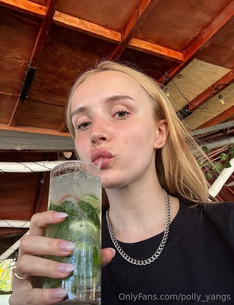 Polly Yangs pornstar top picture