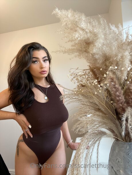 Sscarletthughes414 model nude photo