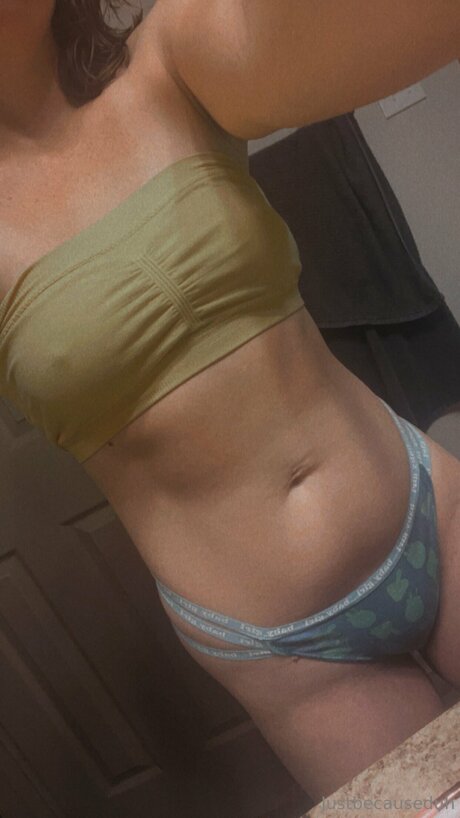 Just Because Duh star free img