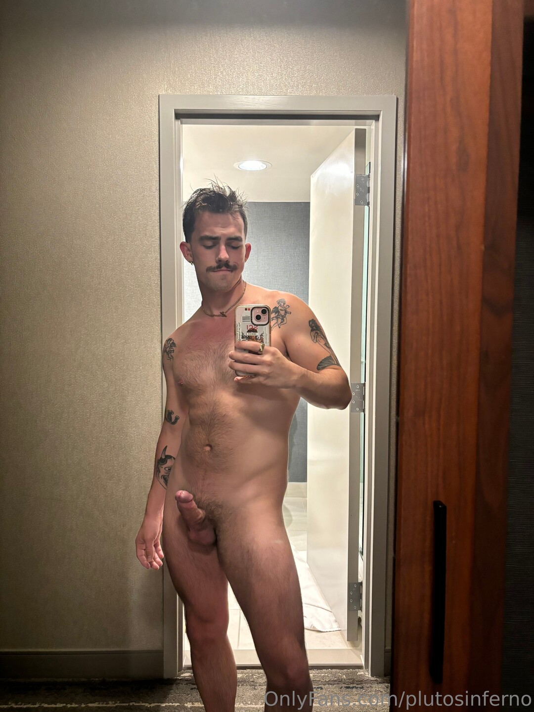 Plutosinferno nudes star photos