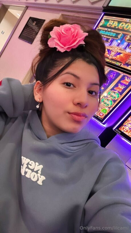 Lilcami pretty model photos