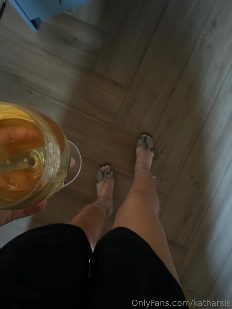 Katharsis naked model image