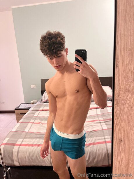 Xcost model hot images