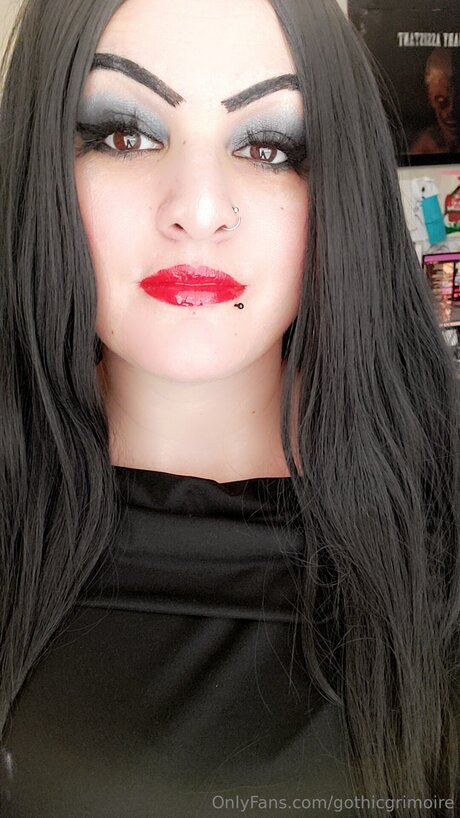 Gothicgrimoire top profile image