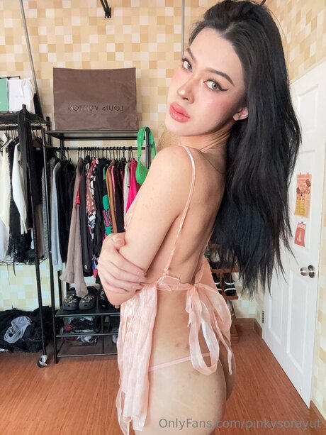 Pinkysorayut pornstar high quality images