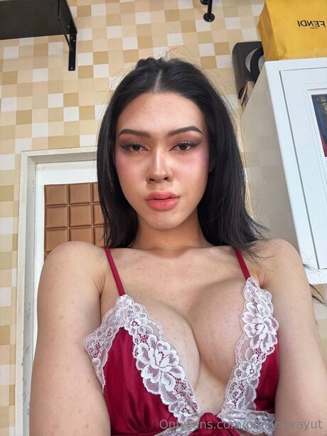 Pinkysorayut high quality actress images