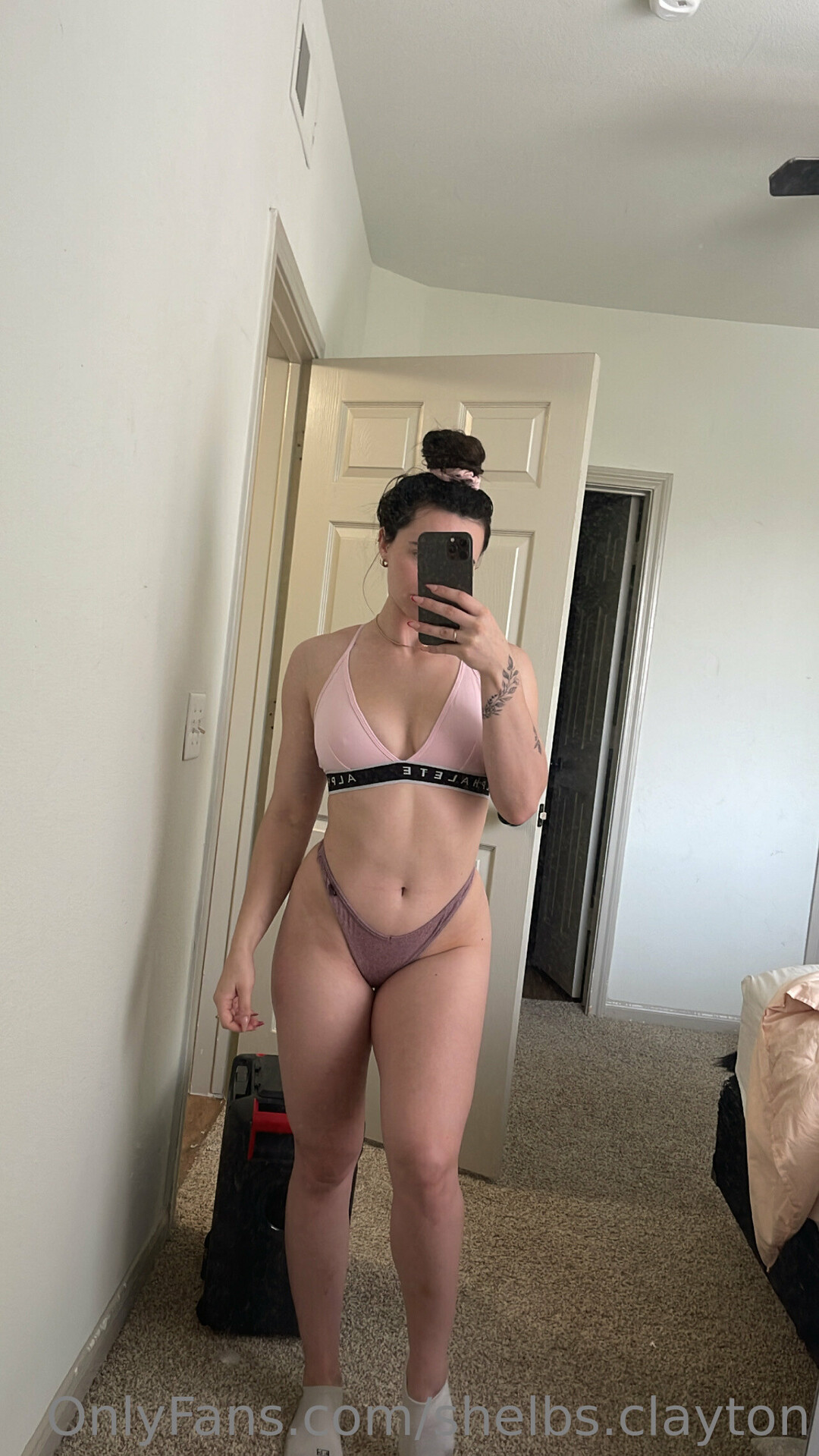 inside onlyfans pretty picture