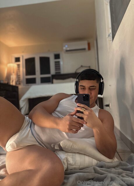 Yahrielm high quality pornstar pictures