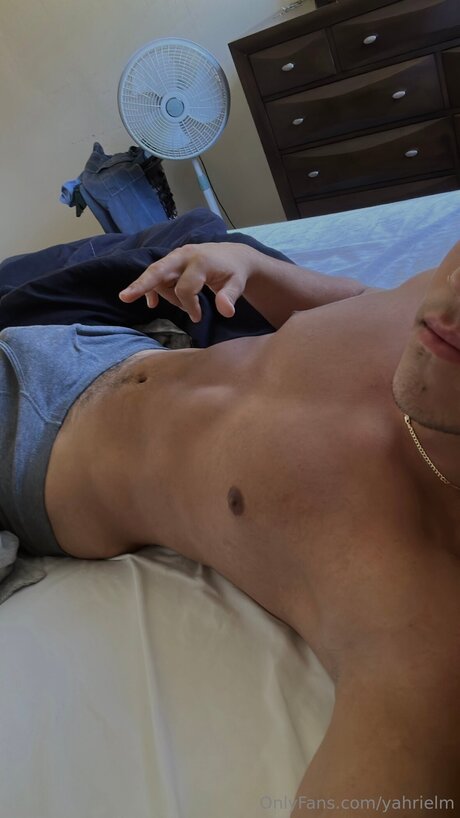 Yahrielm xxx star gallery