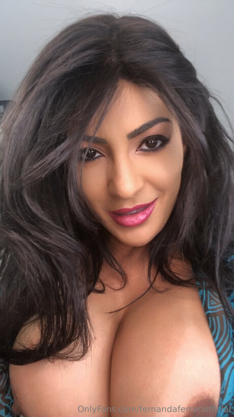 Fernandaferrariofficial pornographic model gallery