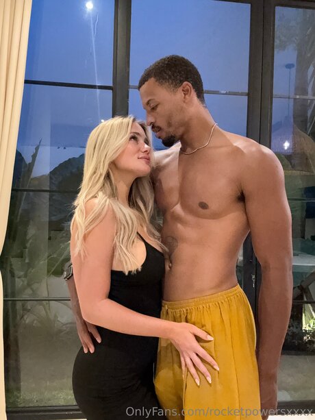 Rocketpowersxxxx adult actress photo