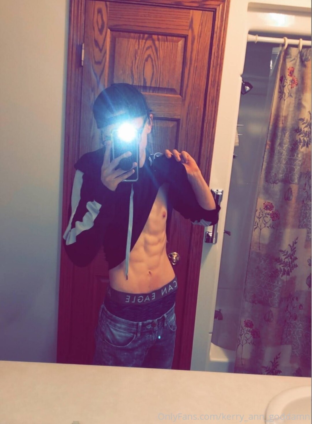Kerry Ann Goddamn model nude pic