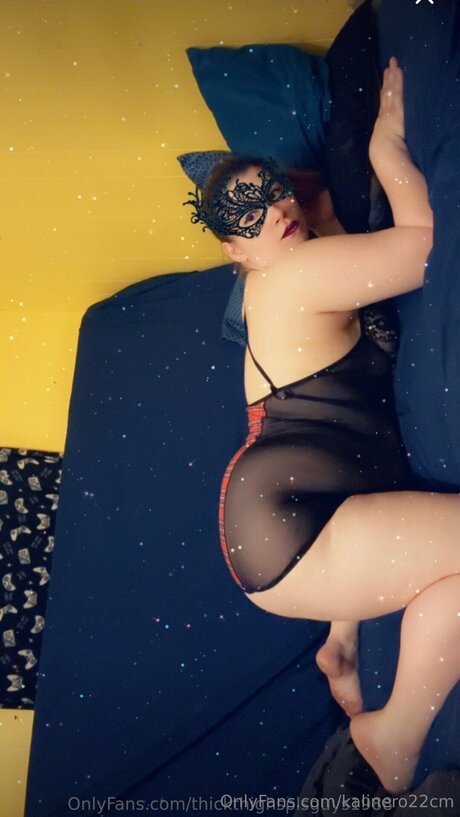 Kalinero22cm star erotic picture