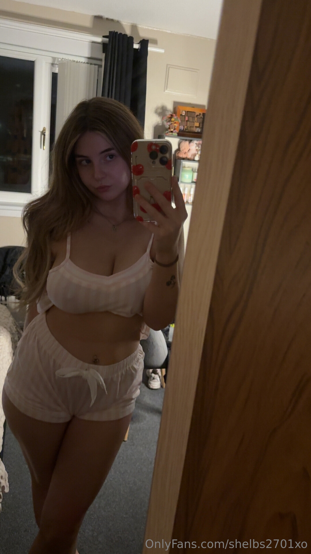 Shelbs2701xo porn model photo