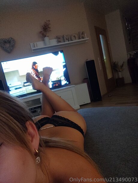 Nina Bella nude star photos