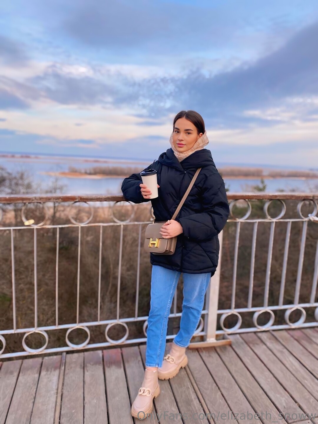 Elizabeth Dreamm hot actress img