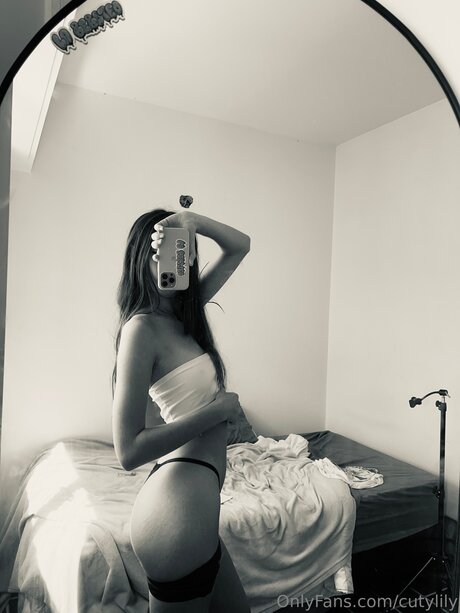 Cutylily top model picture