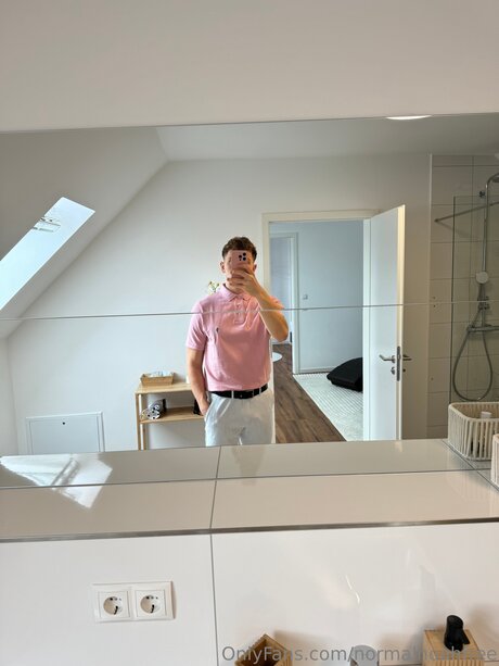 Normalnoahfree model erotic images