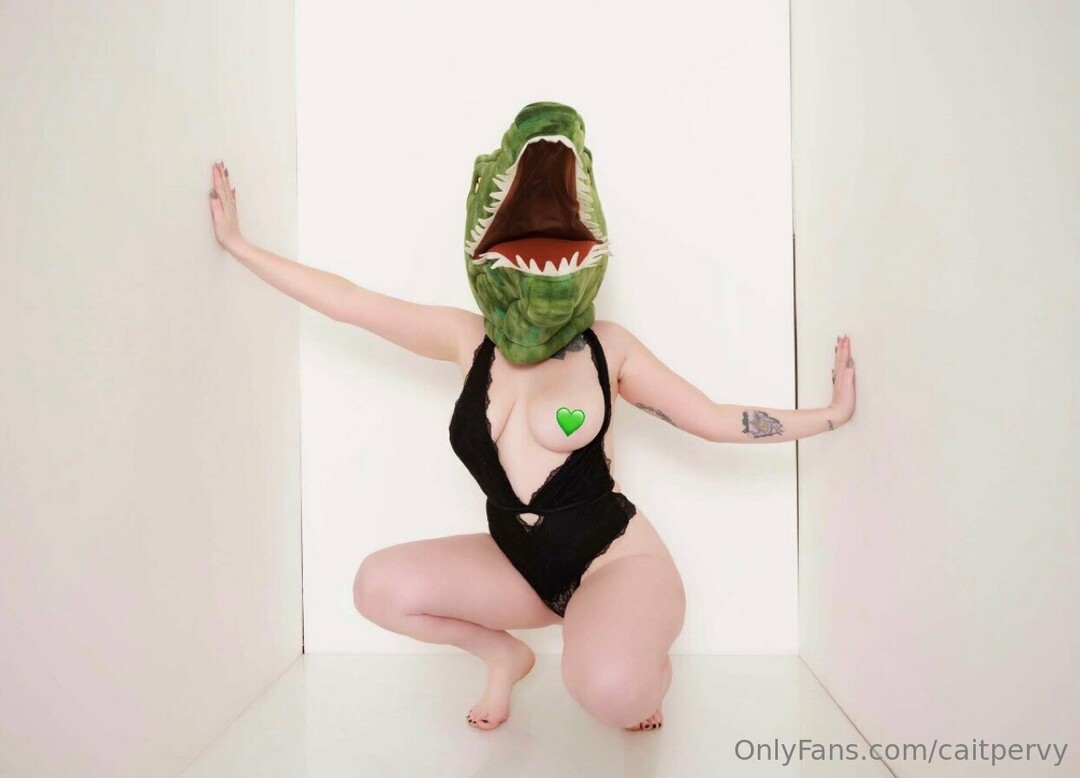 Caitpervy beautiful model galleries