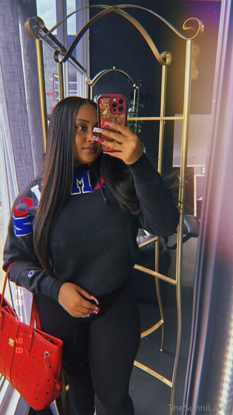 Sunnidelight089 hot star pictures