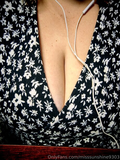 Misssunshine9303 exclusive actress photos