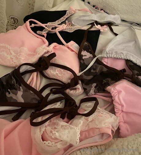 stepdaughter onlyfans free nude picture