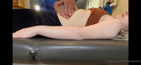 Free Ceceblair99 model erotic pics