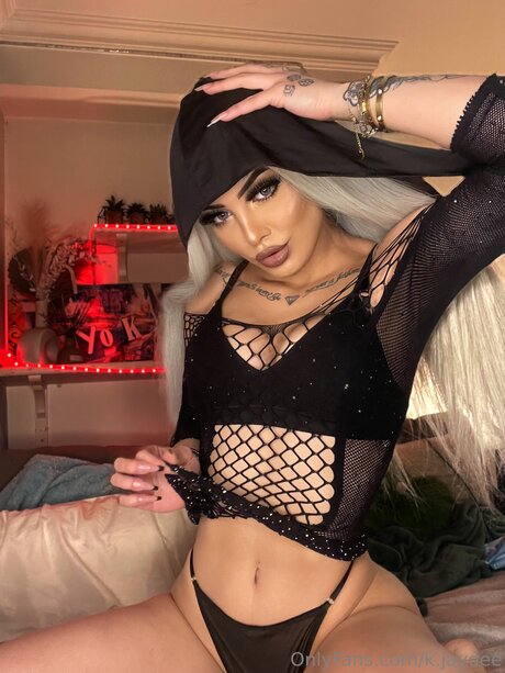 K Jaydee model nude pictures