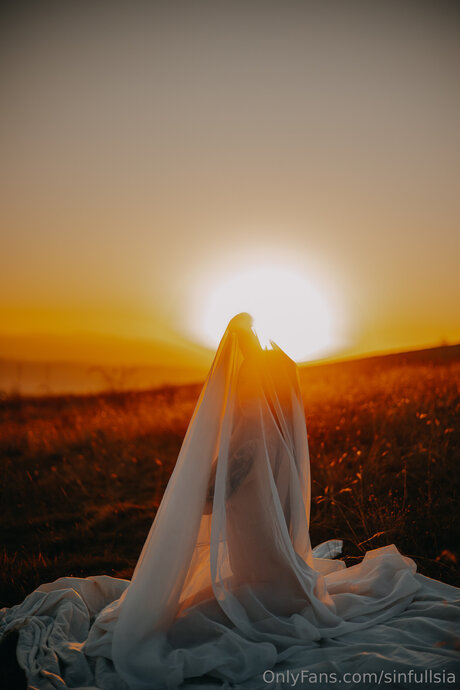 Sinfullsia pornstar exclusive pics