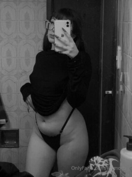 Lilymorb pornstar adult pics