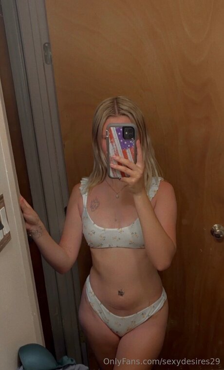 Sexydesires29 star top photo