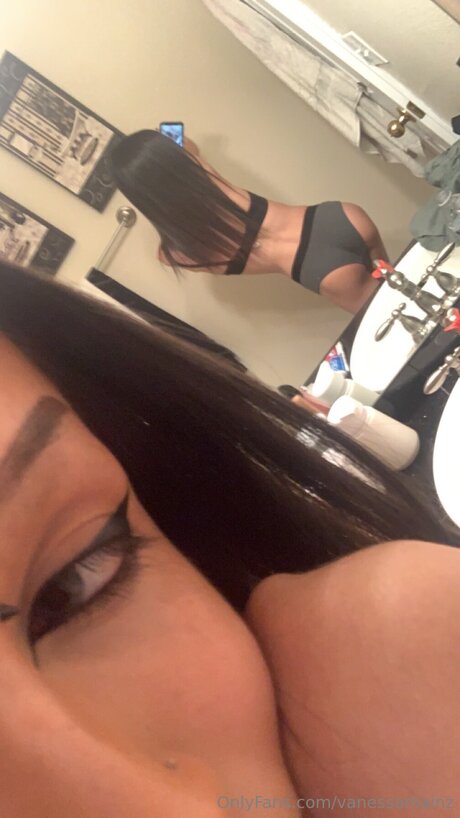 girlfriend onlyfans art naked pics