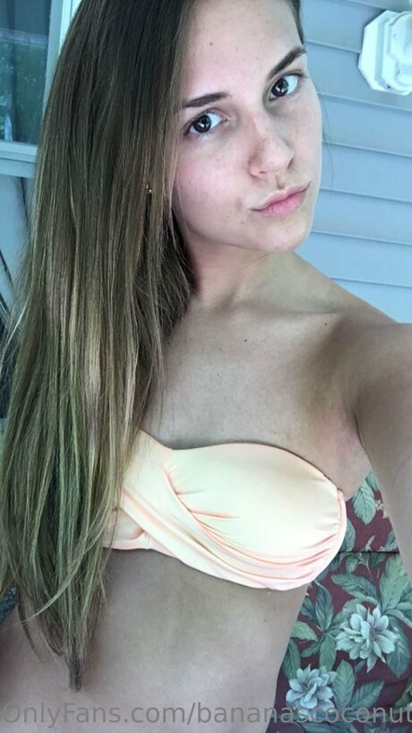 Kellycalifree model art photos