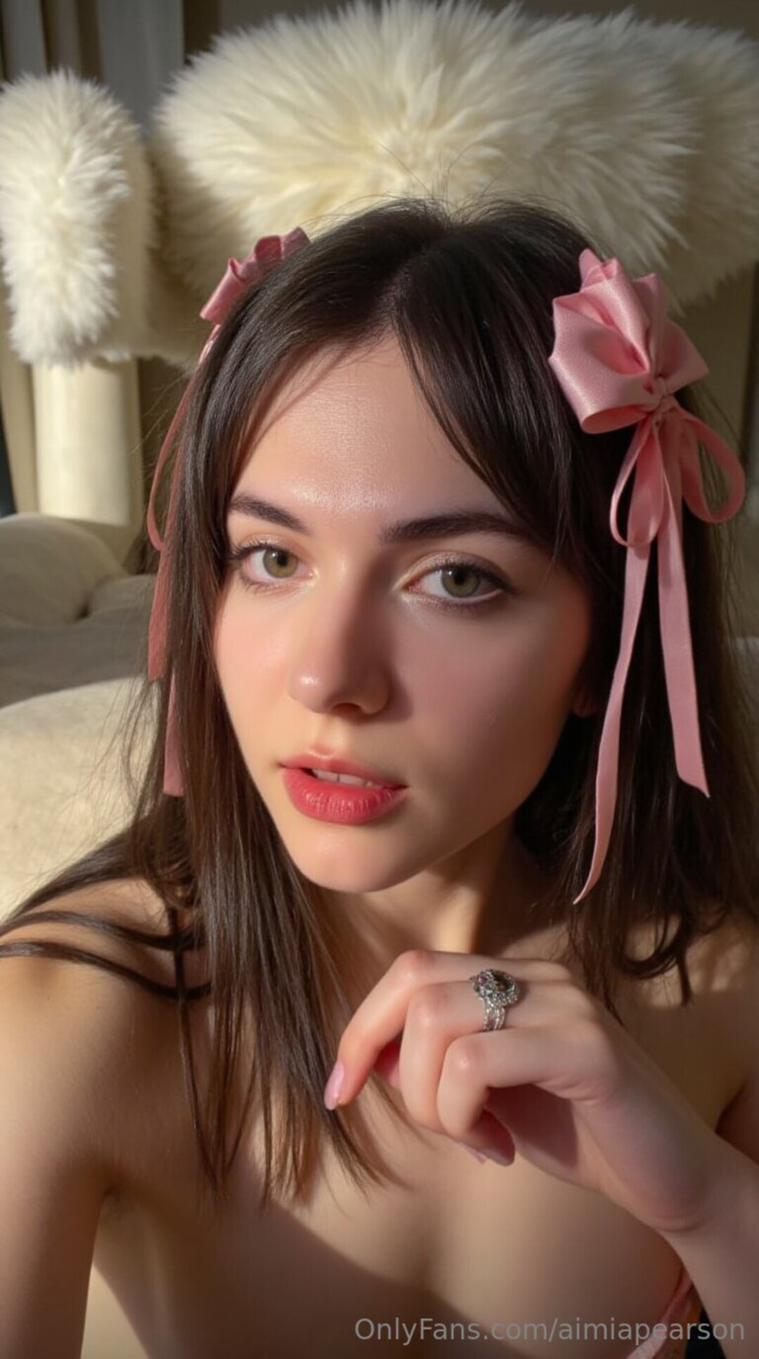 Aimiapearson model pic