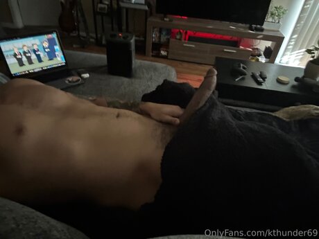 brunette petite onlyfans art xxx pic