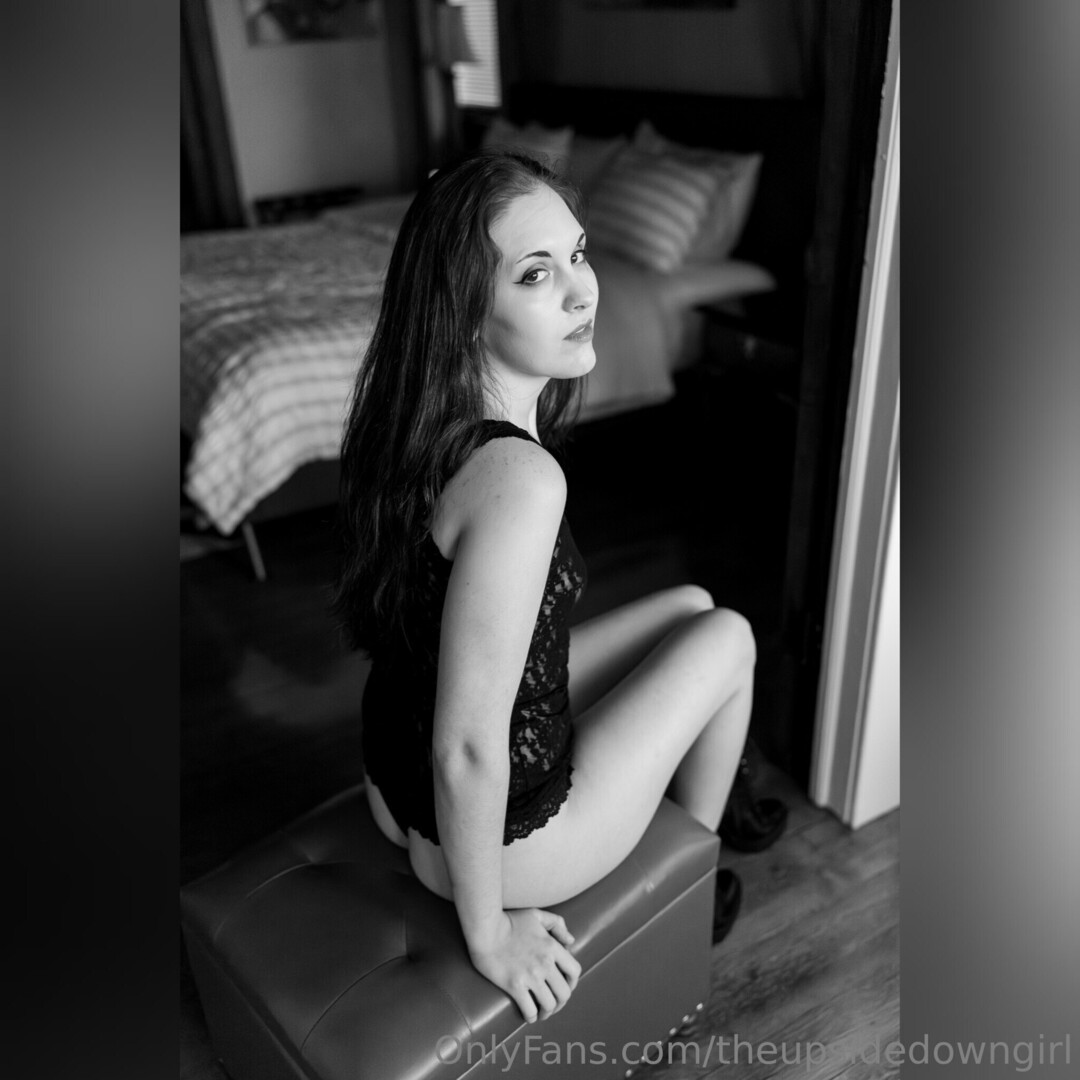 Theupsidedowngirl star exclusive pictures