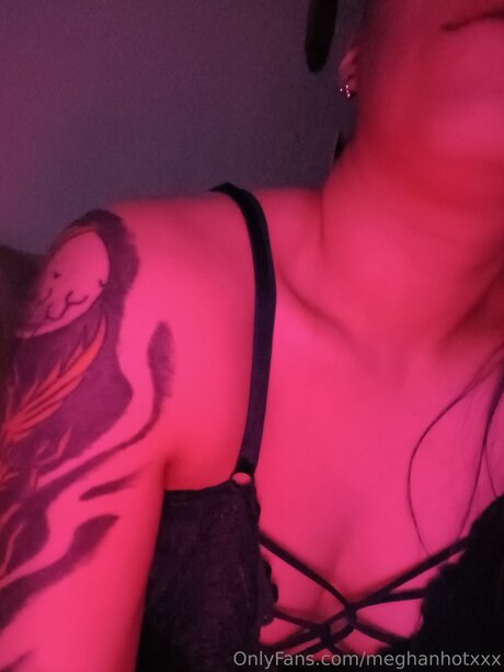 Meghanhotxxx xxx model pic