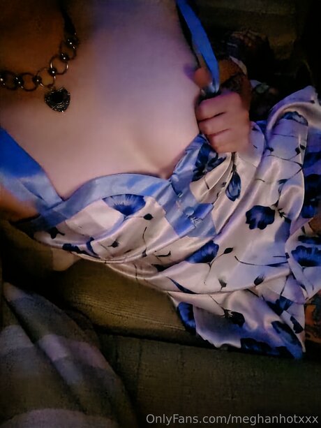 Meghanhotxxx pretty actress pics