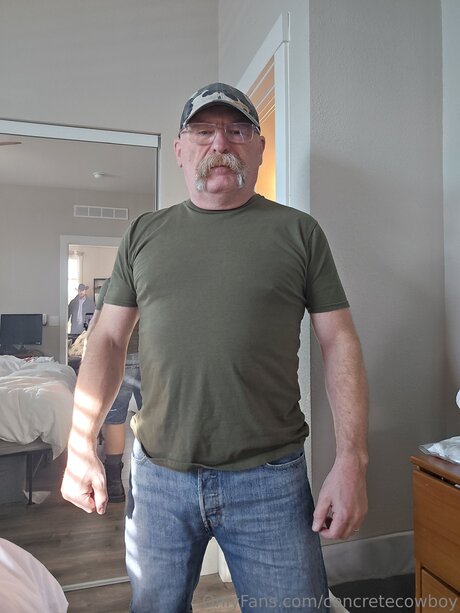 Concretecowboy top profile image