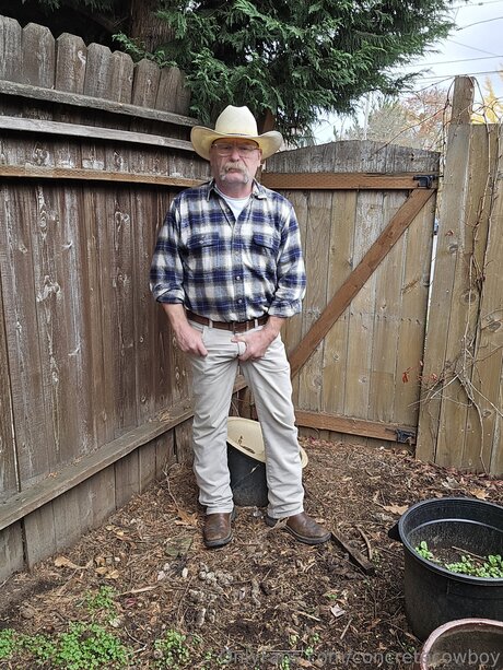 nerdy teen onlyfans pornos picture