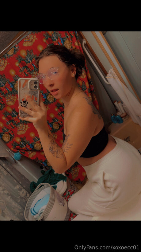 Xoxoecc01 pornstar naked images