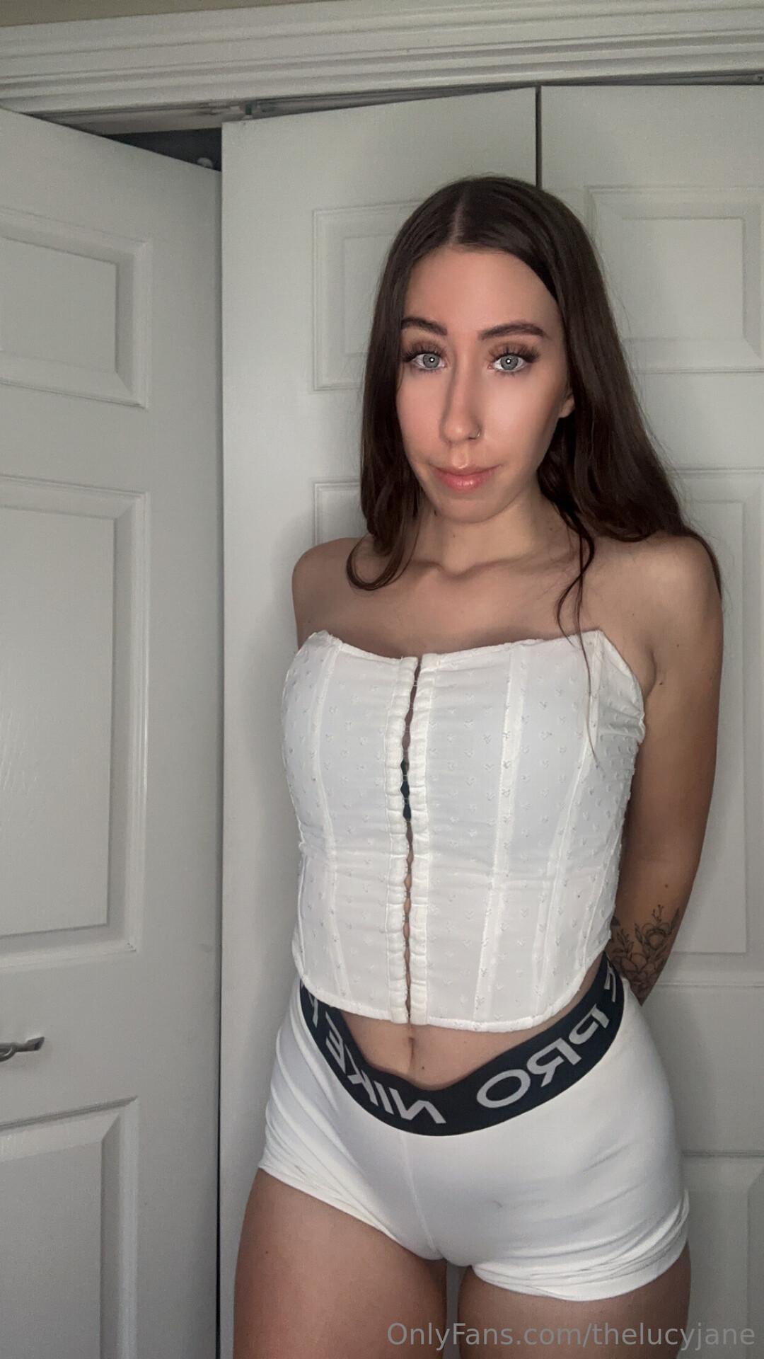 pussy spreading onlyfans free sexy galleries