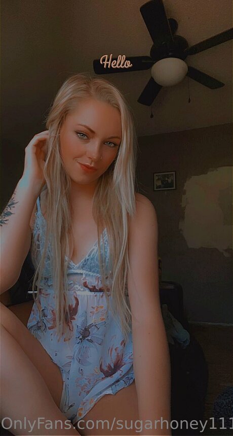 Illuminatebebe high quality pornstar image