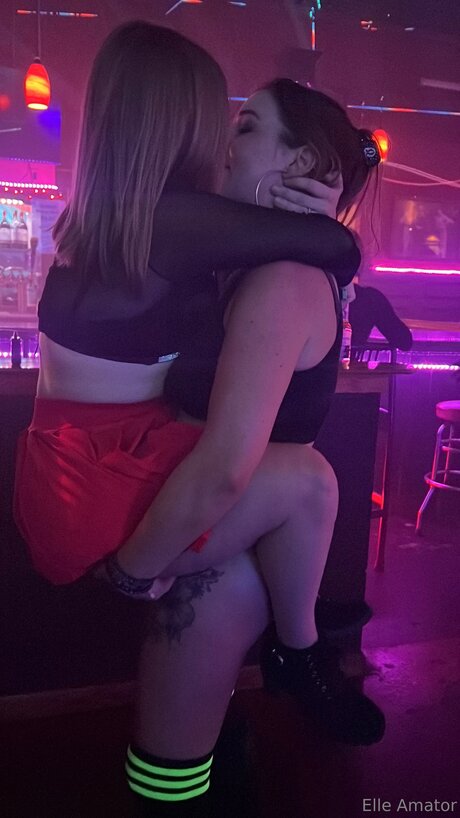 Elleamator nudes model galleries