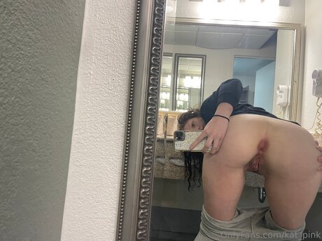 Kat Pink model hot photo