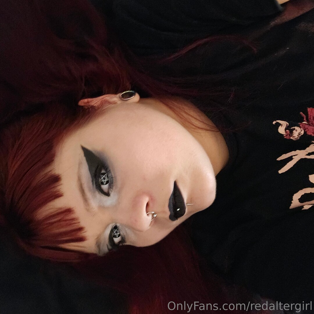Redaltergirl adult model galleries