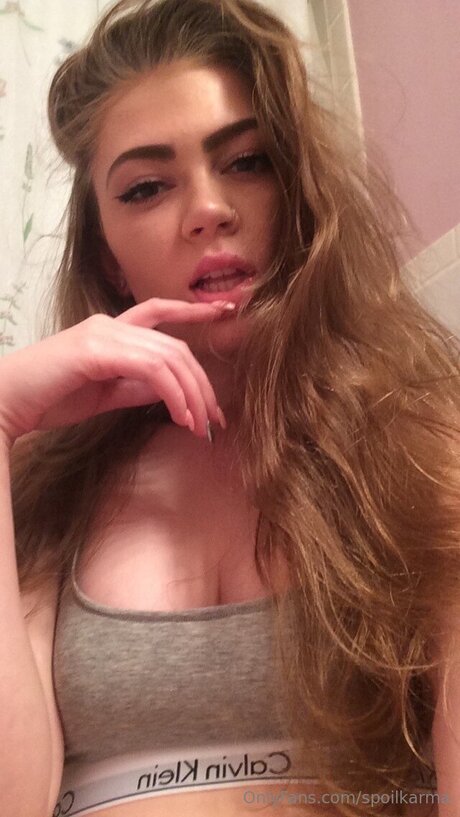 Spoilkarma free actress photo